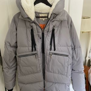 Grey Orolay Jacket - size Large
